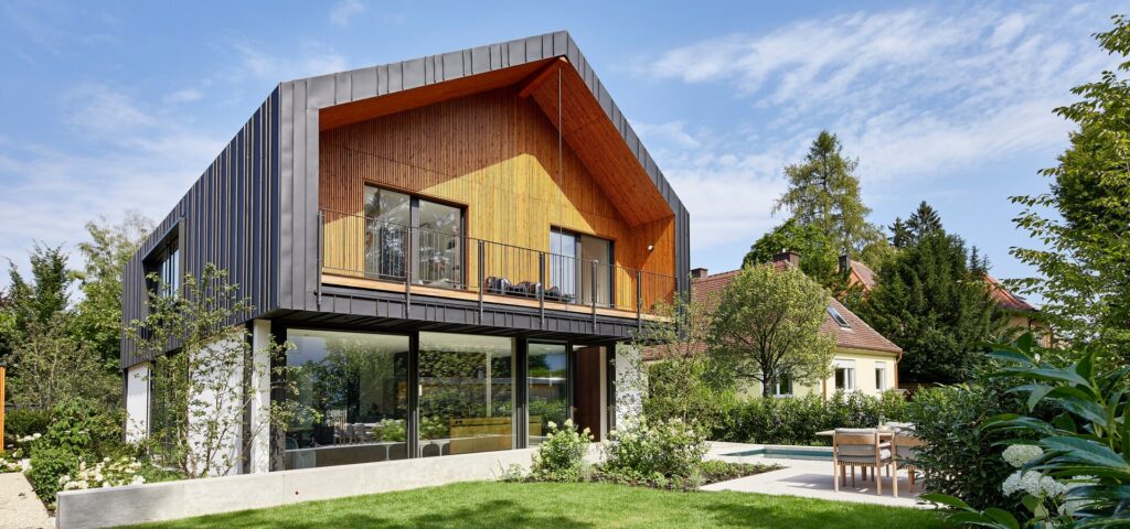 Villa moderna legno tetto 2 falde