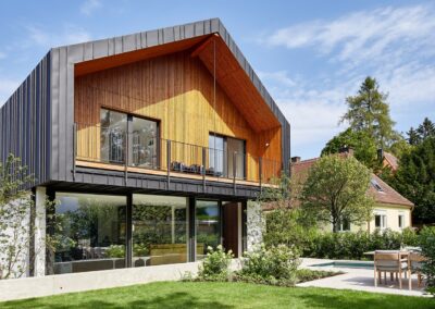 Villa moderna legno tetto 2 falde